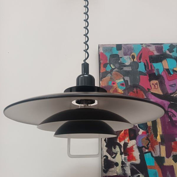 Suspension scandinave noire