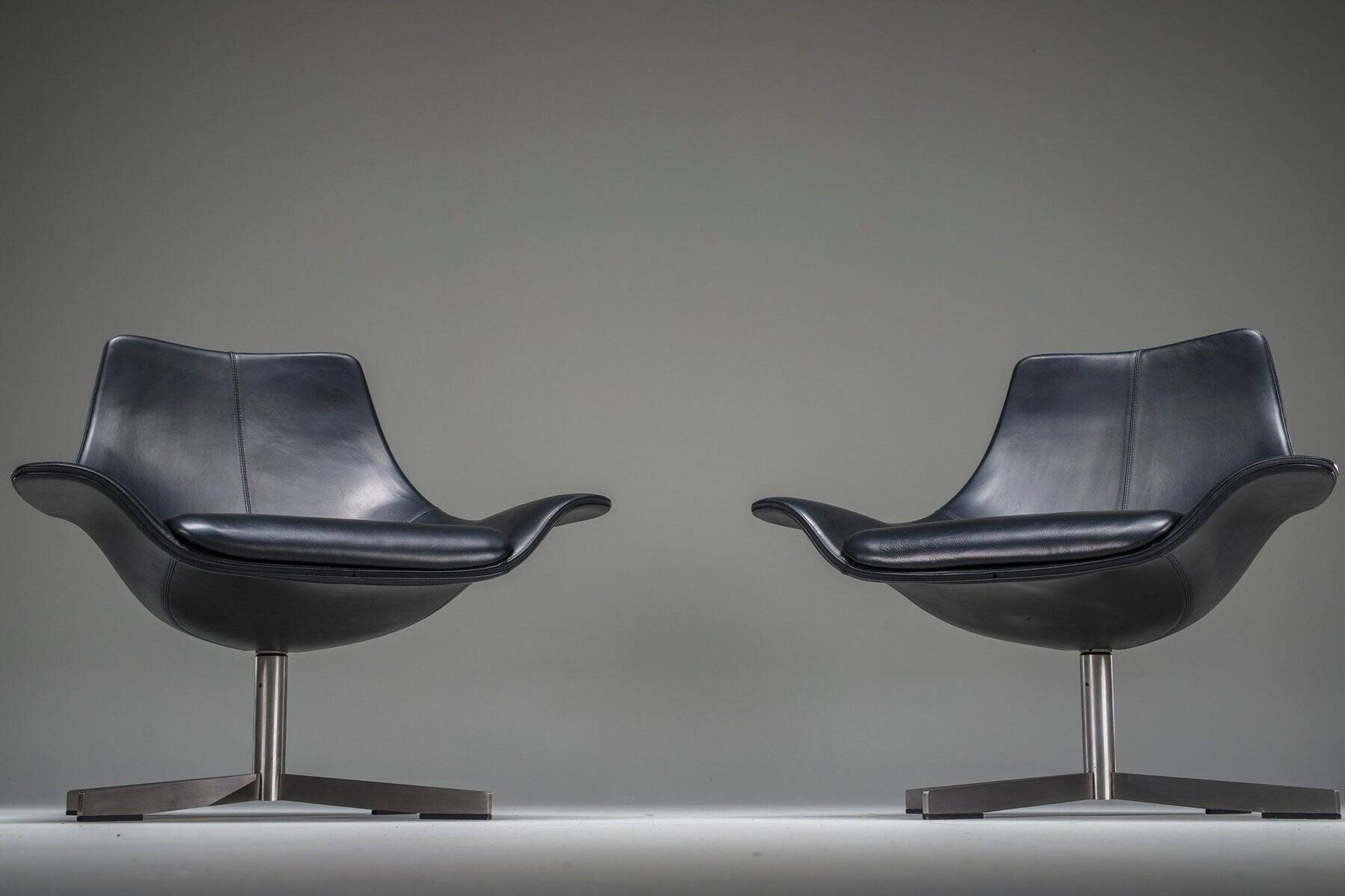 Set of leather armchairs by Rodolfo Dordoni for Matteo Grassi, 1990s