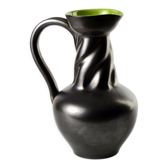 Echlinger pitcher