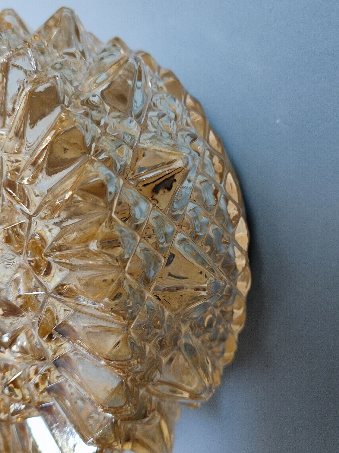 Prisma round ceiling lamp/wall lamp in vintage glossy glass