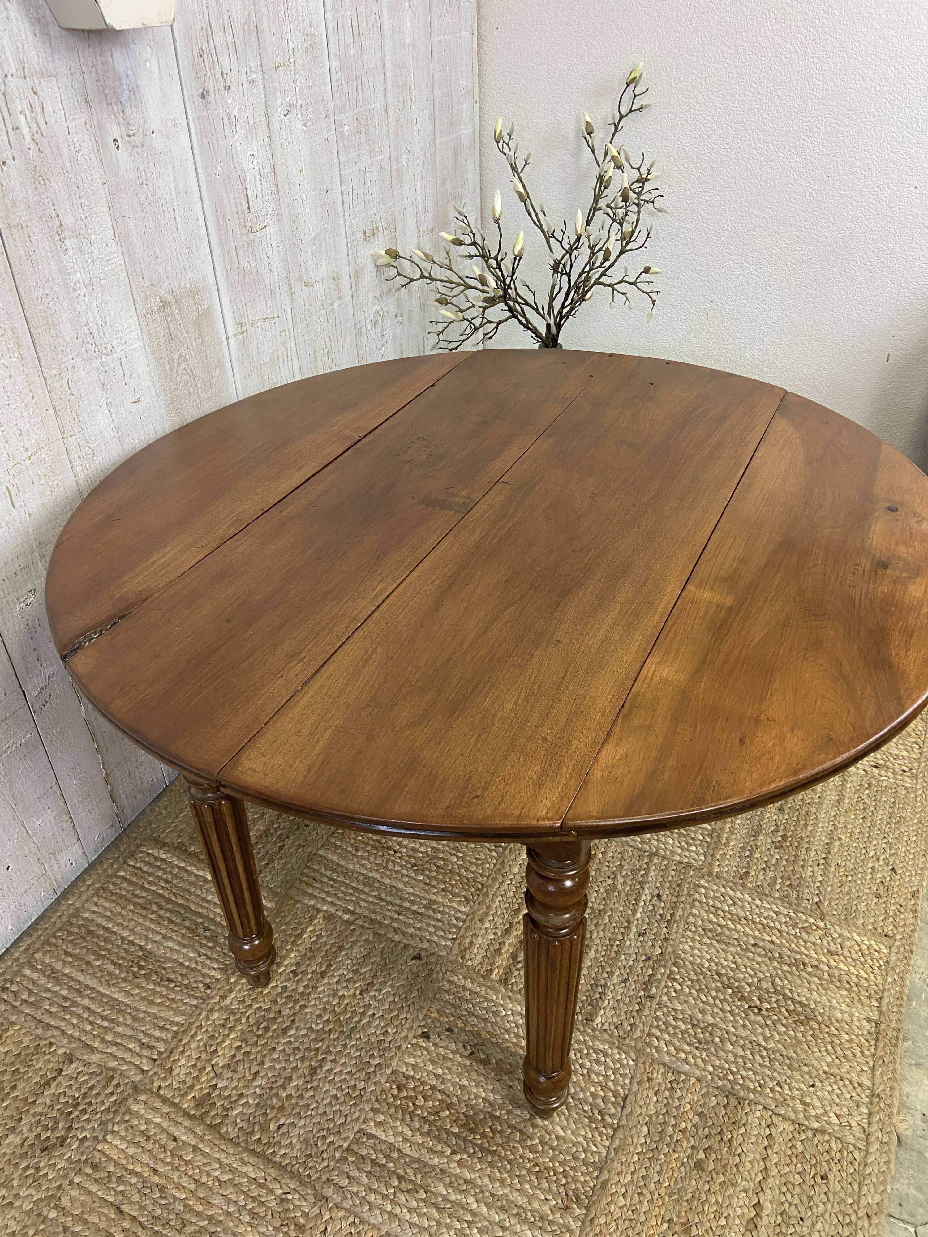Country-style drop-leaf table