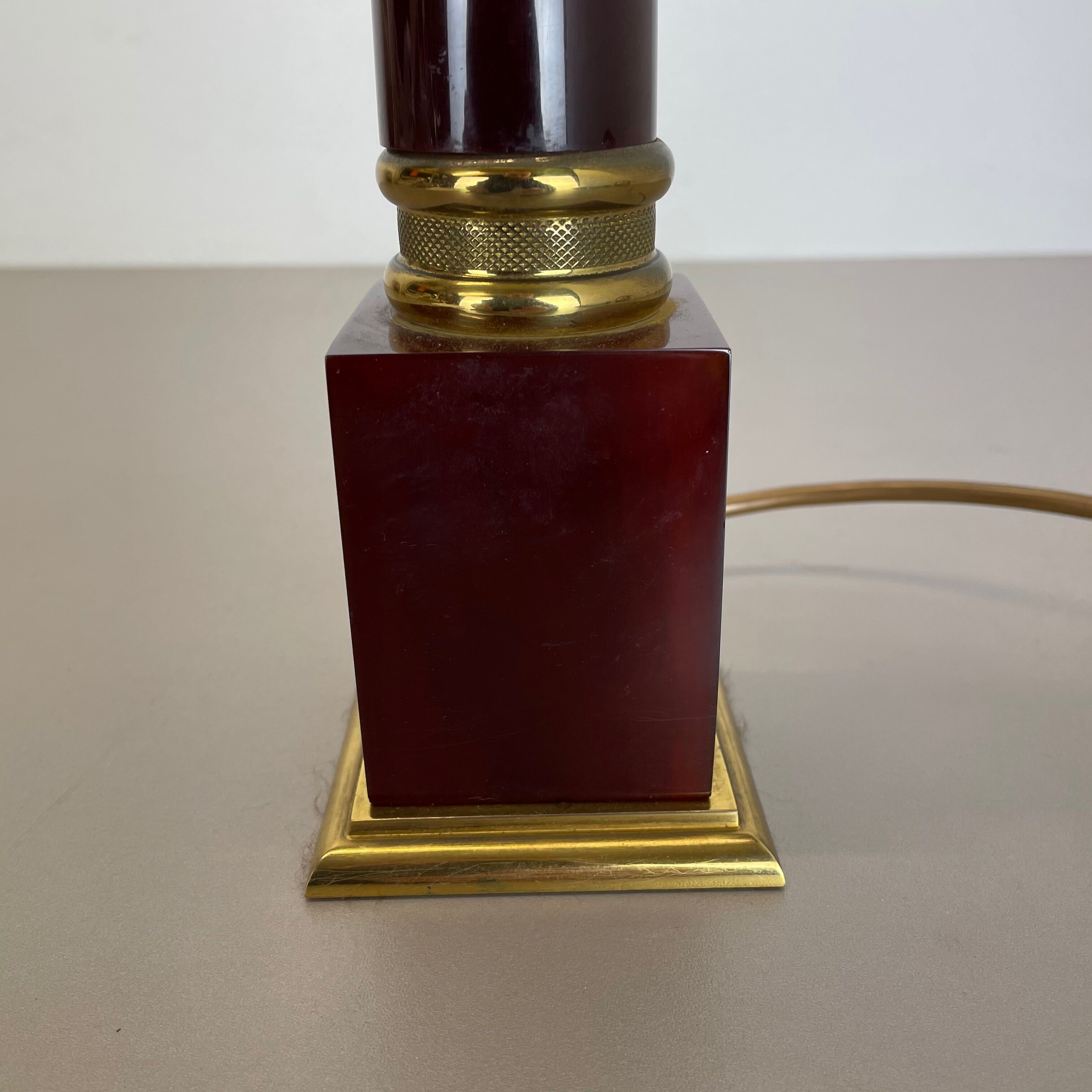 Rare Modernist Red Catalina and Brass Tube Table Light, Italy, 1960s