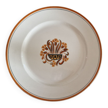 Plate Clove Creil and Montereau 19th century