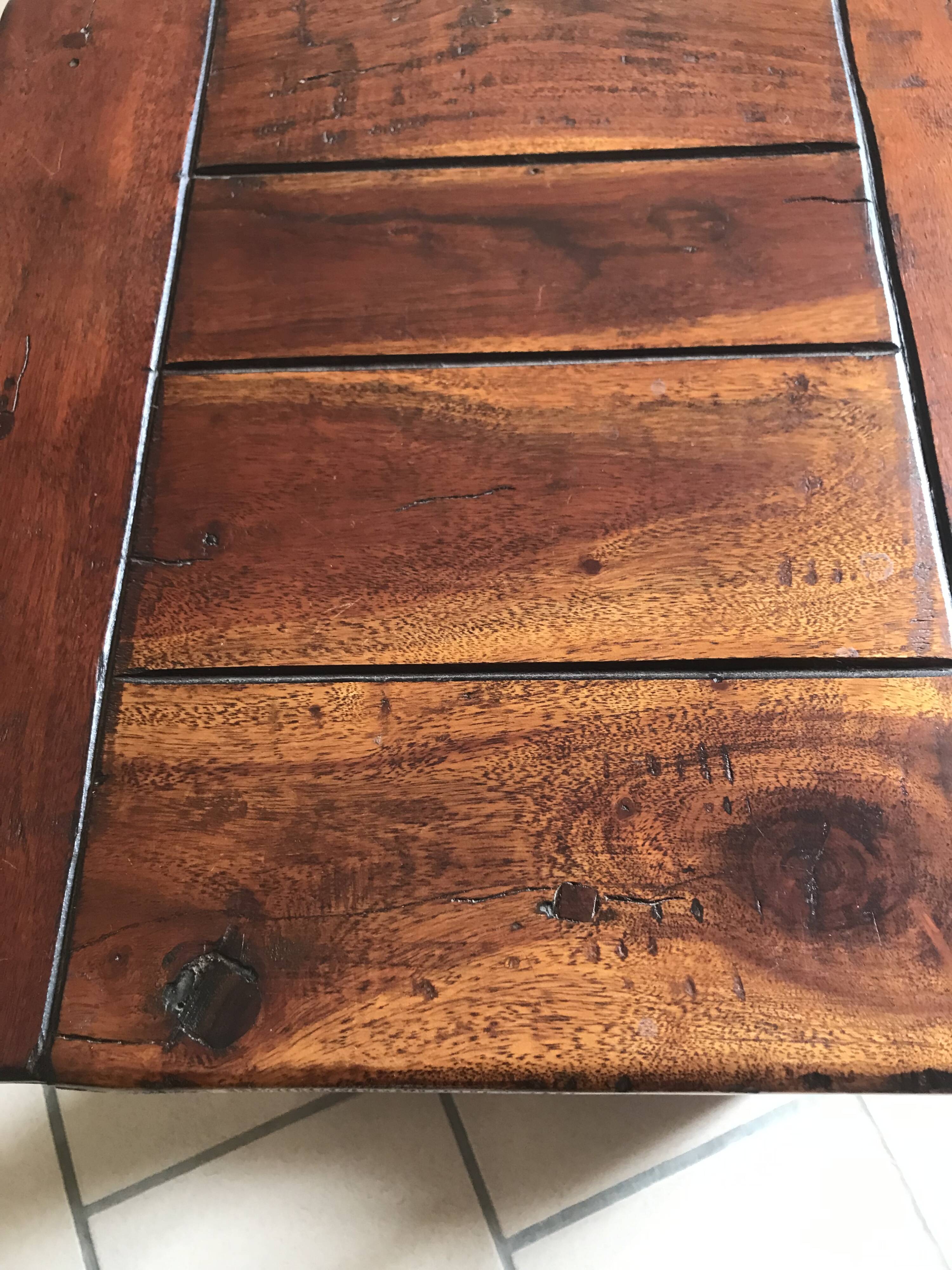 Small antique-style piece of furniture