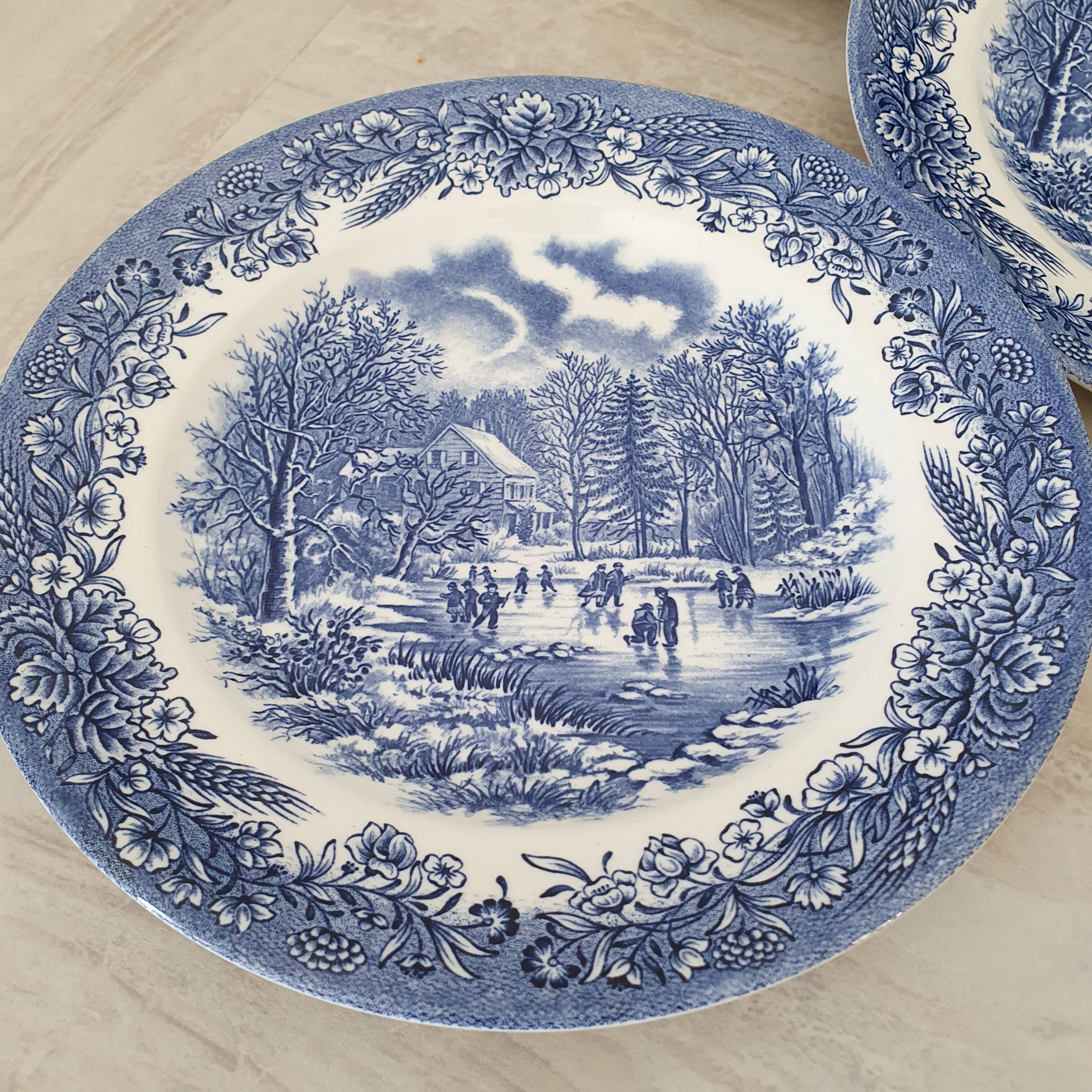 Churchill / English porcelain dessert plates