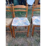 6 wooden kitchen chairs, straw-covered