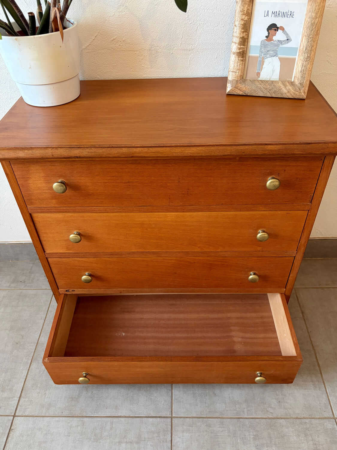 Commode vintage