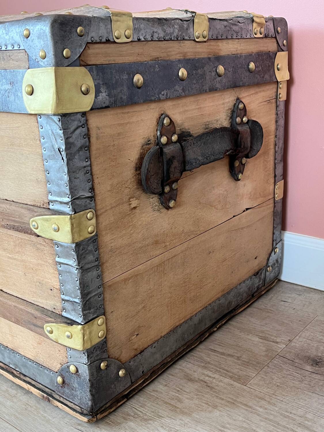 Wooden trunk
