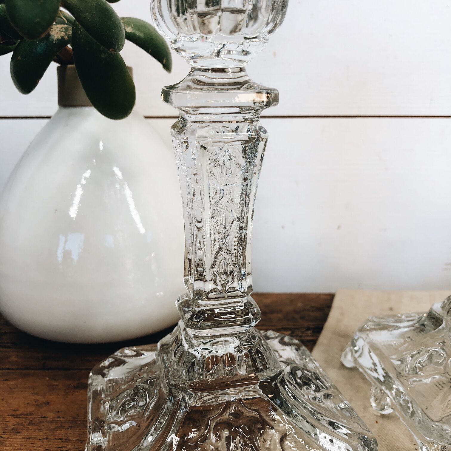 Duo de bougeoirs en verre