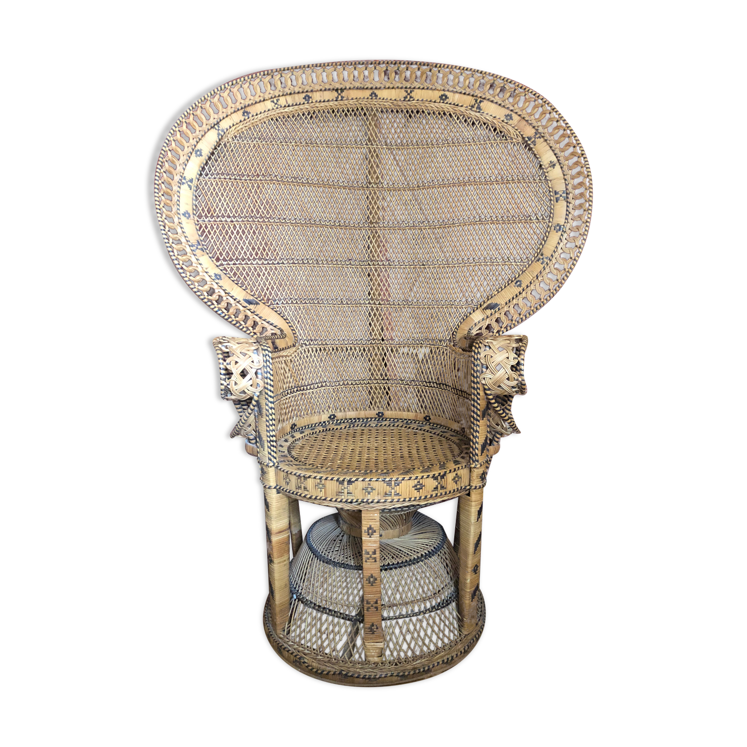 Emmanuel armchair