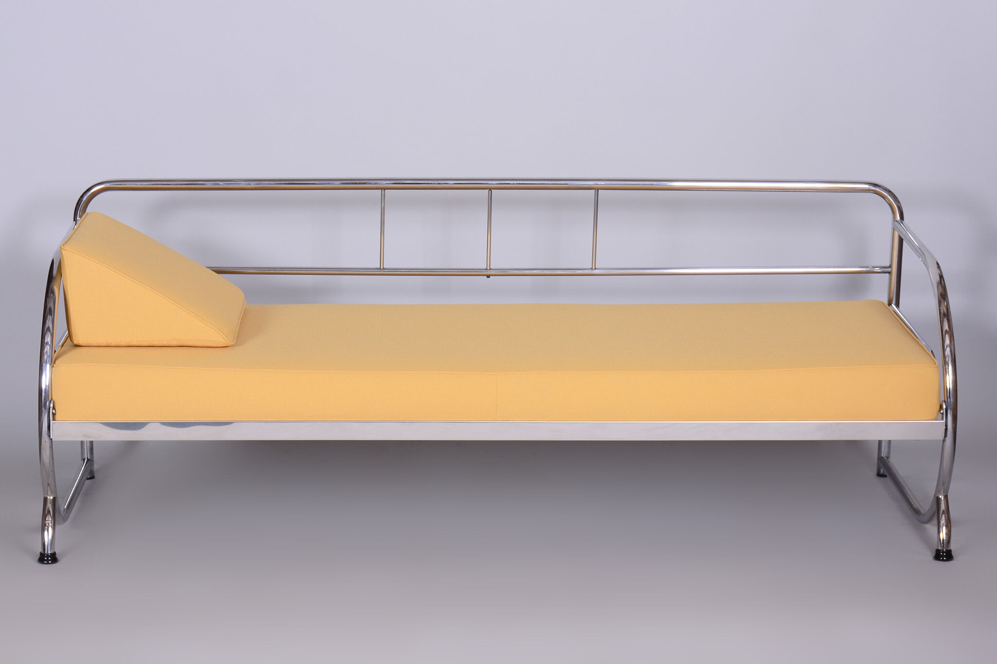 Canapé tubulaire en cuir jaune Bauhaus entièrement restauré, Robert Slezák, années 1930
