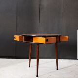 Round sewing box with 3 drawers