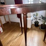 Table ronde Louis XVI en acajou