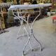 Table de jardin en metal et bois