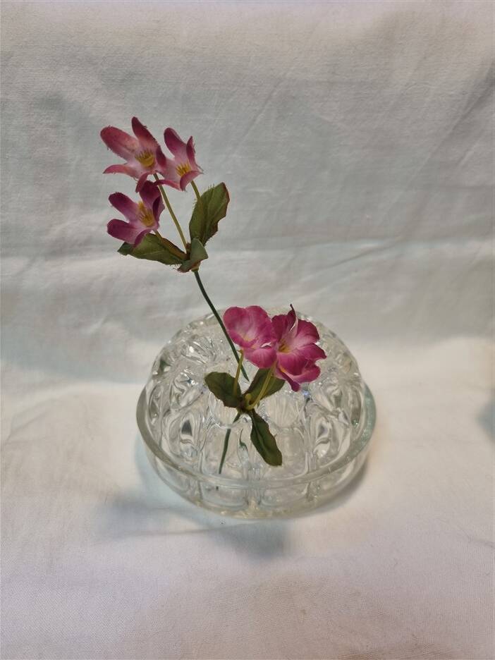 Flower holder diameter 12.5 cm