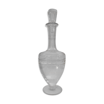 Glass liquor carafe