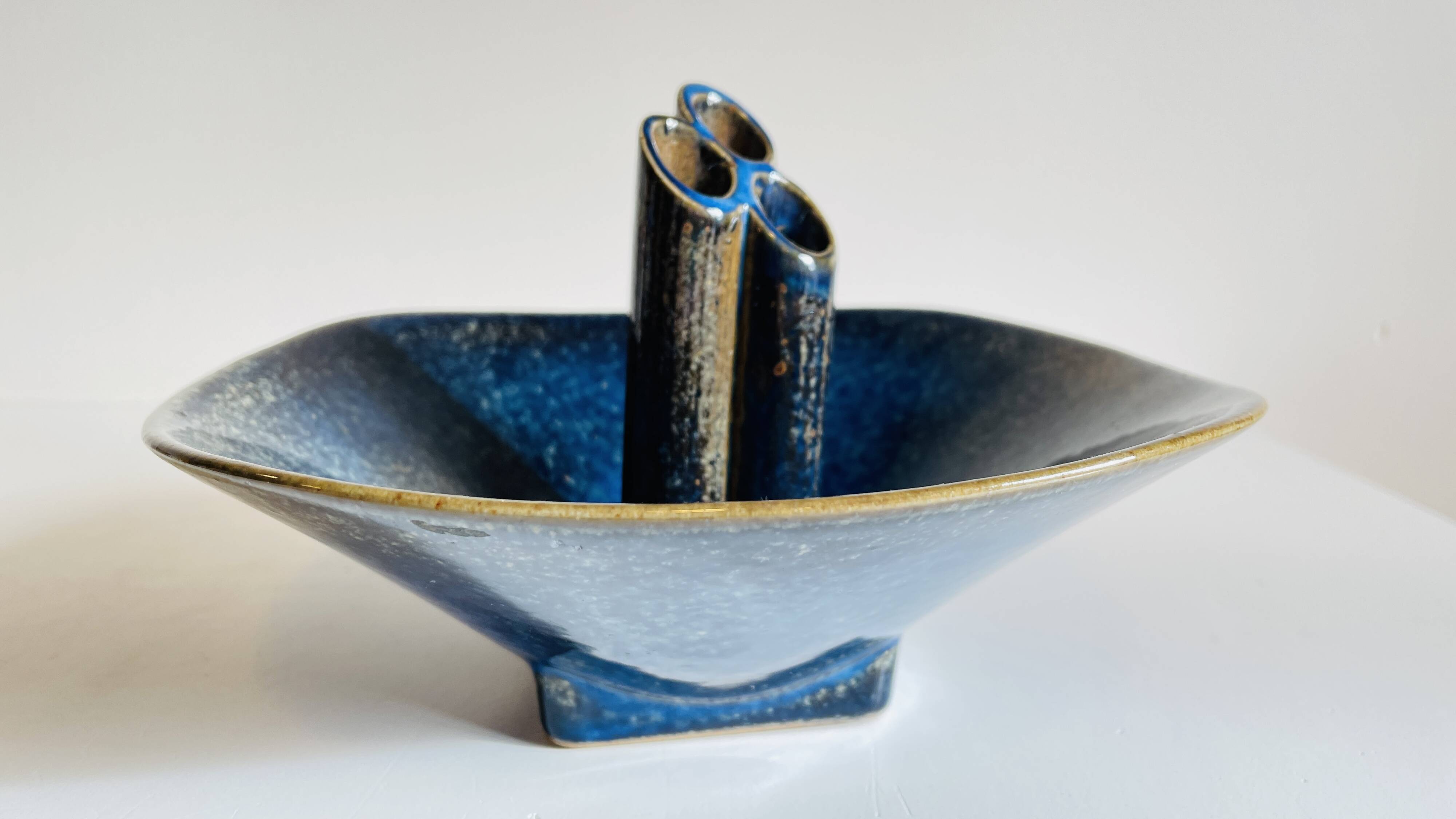 Vase céramique bleue vintage