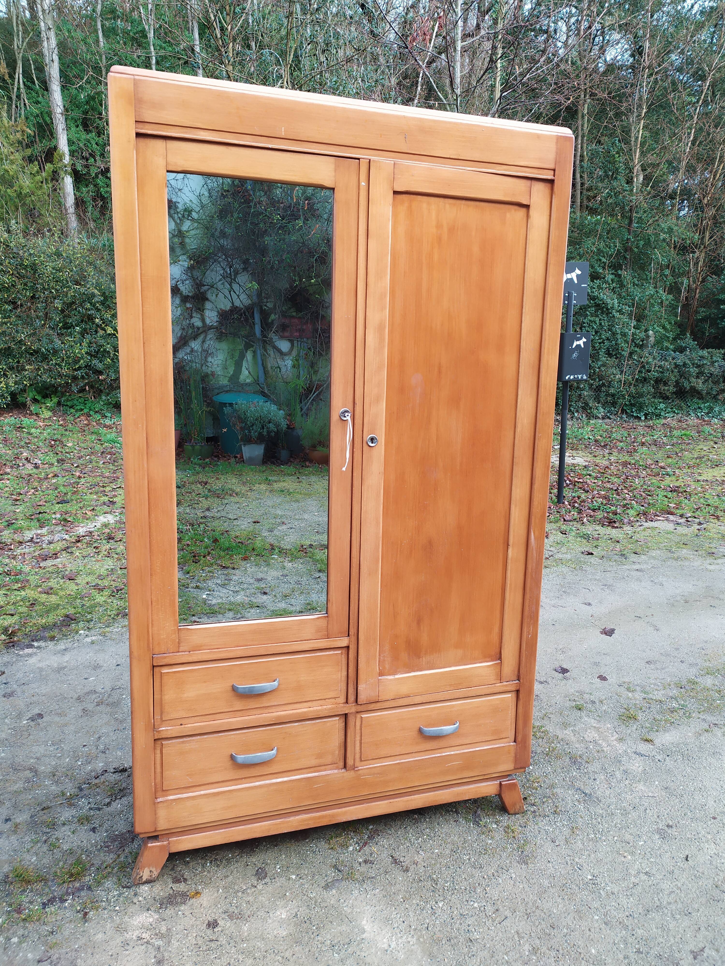 Armoire parisienne années 50