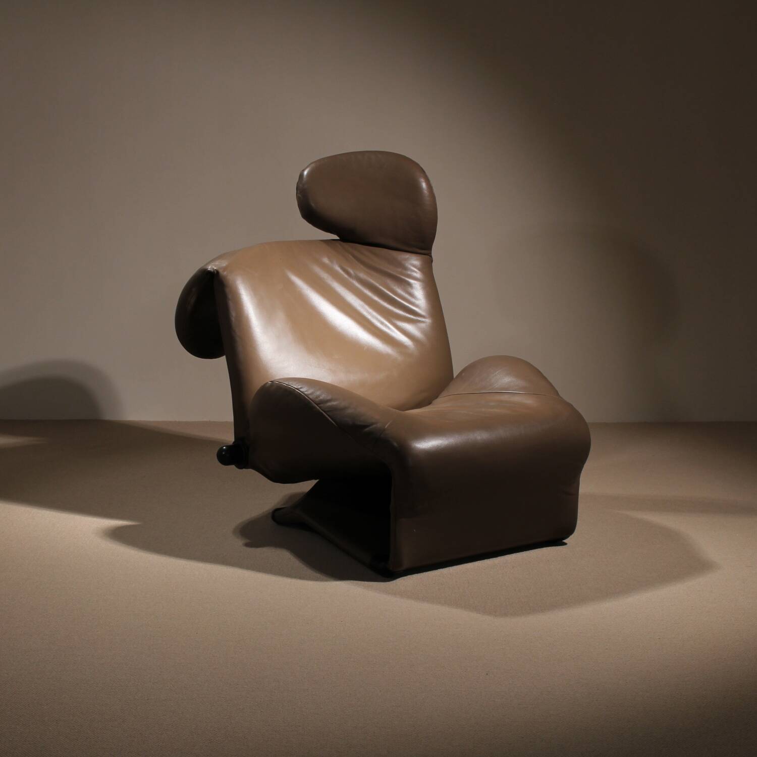Lounge Chair ‚Wink‘ by Toshiyuki Kita for Cassina | Italy 1980