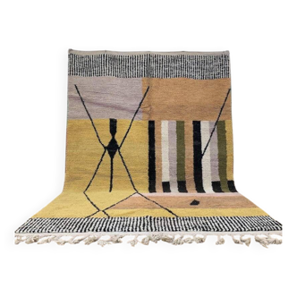 Handmade Moroccan Atlas Berber rug, size 140 x 260 cm.