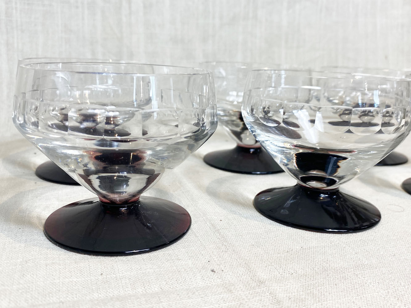 6 Art Deco glasses, purple foot