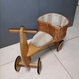 Vintage carrier trotter