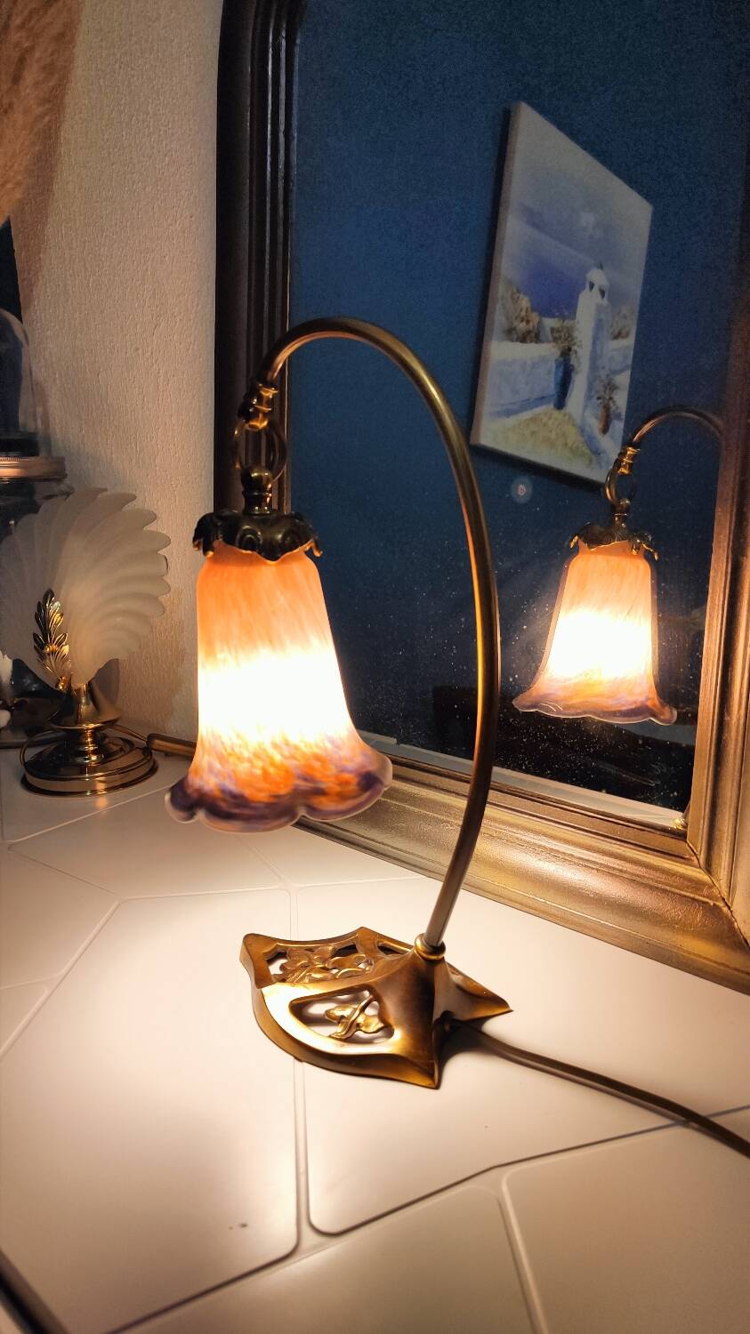Art nouveau tulip style bronze lamp signed