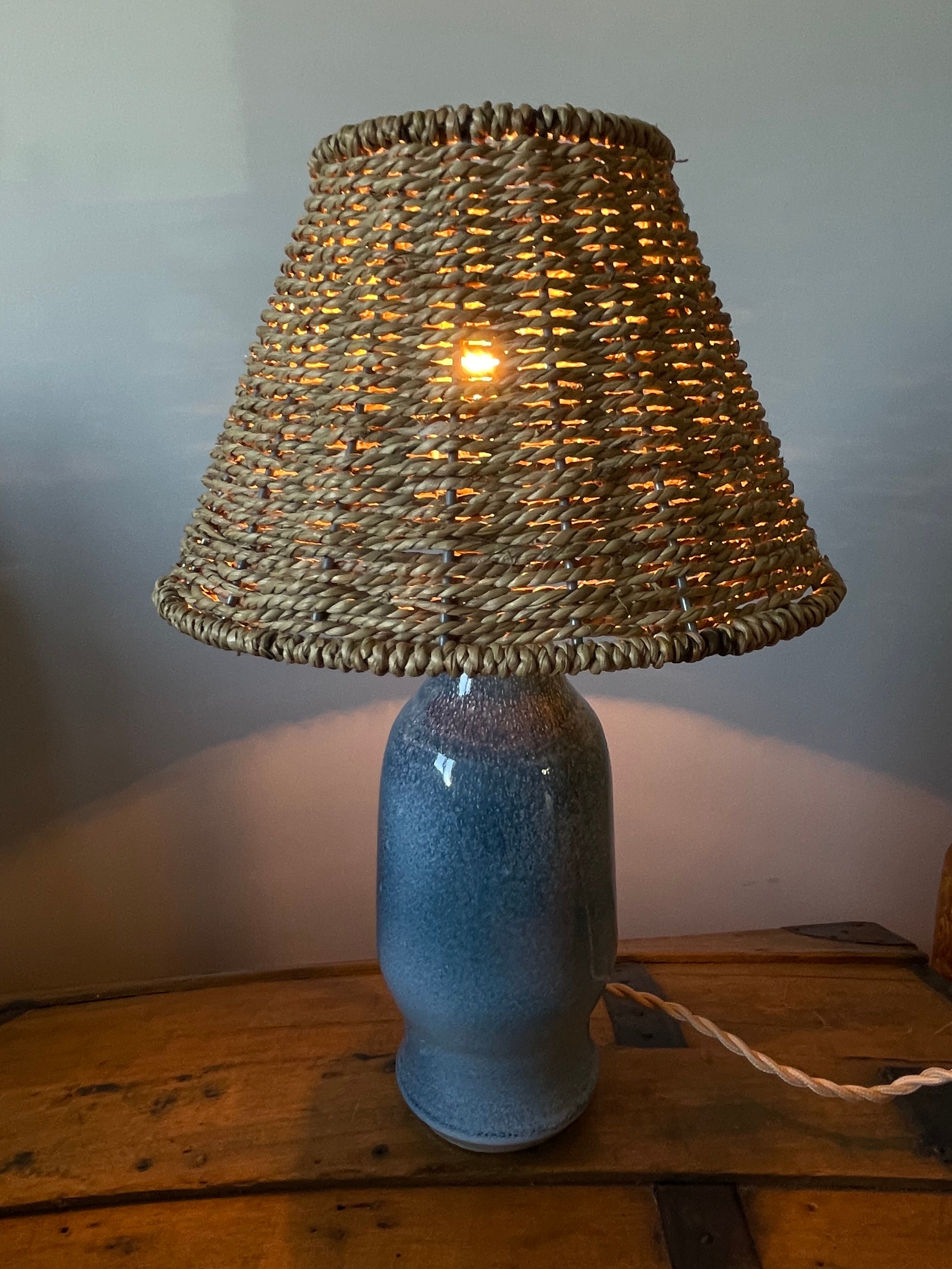 Lampe en céramique bleue