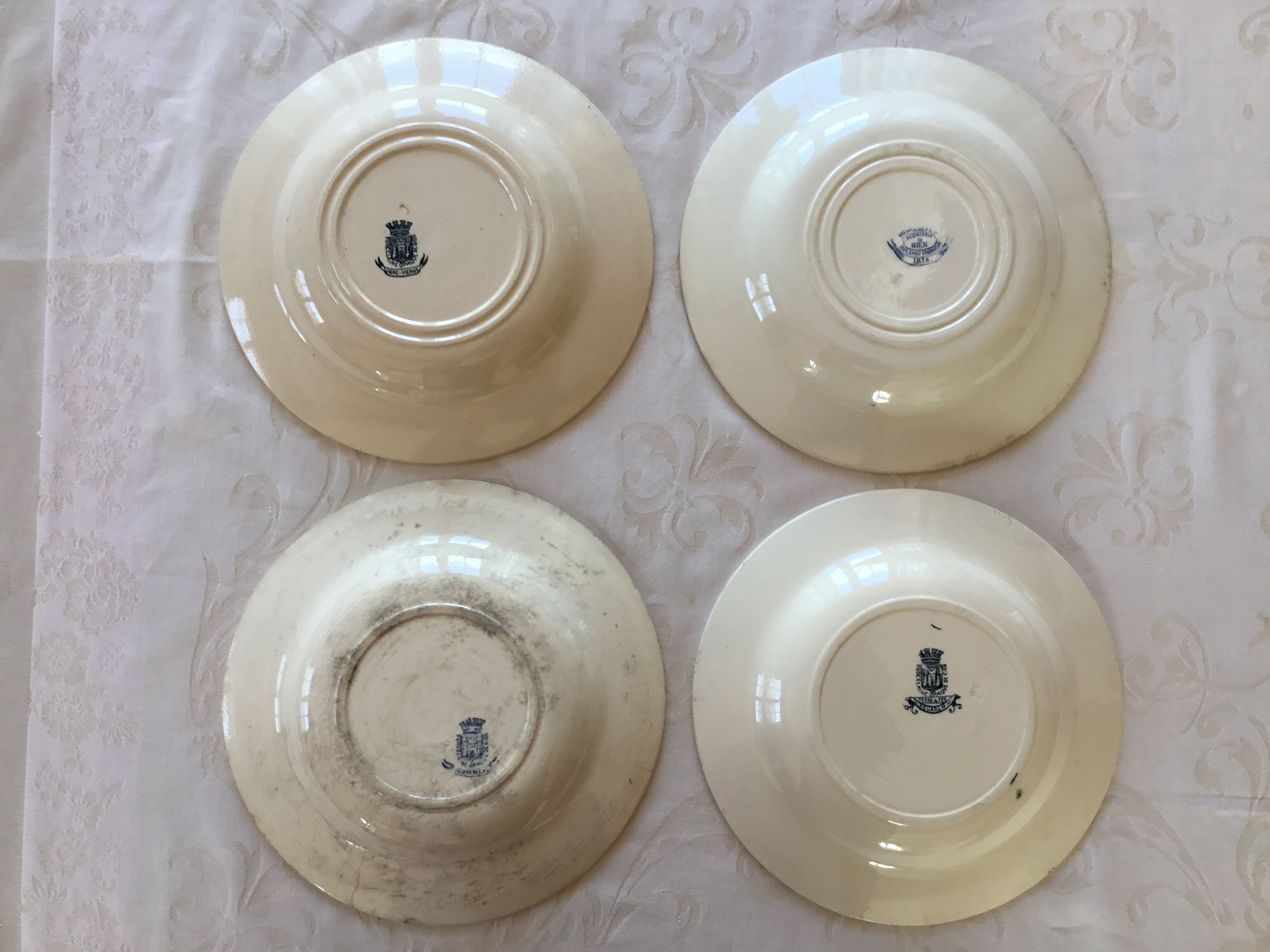 Lot of 4 hollow plates earthenware of Gien