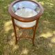 Vitrine sur pied vintage