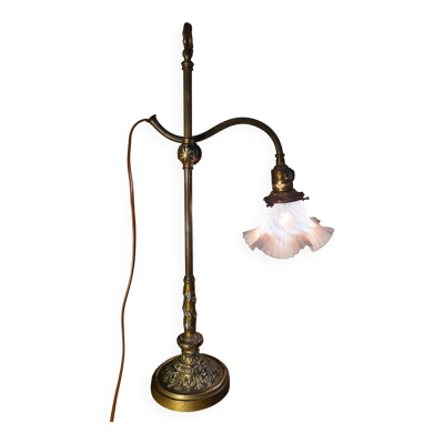 lampe art nouveau ancienne 1890 a 1910 avec verre  dentelle opalisant bleut