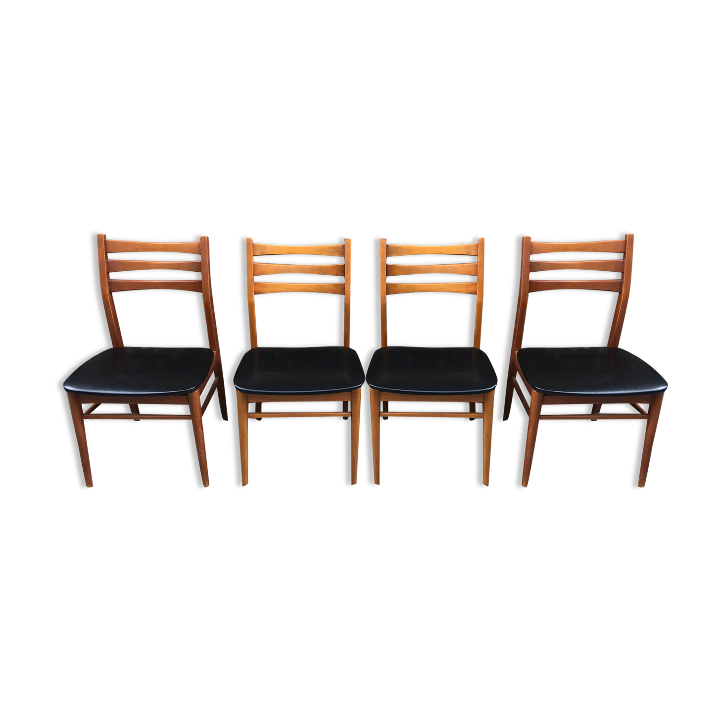 Scandinavian chairs in Skai and teak