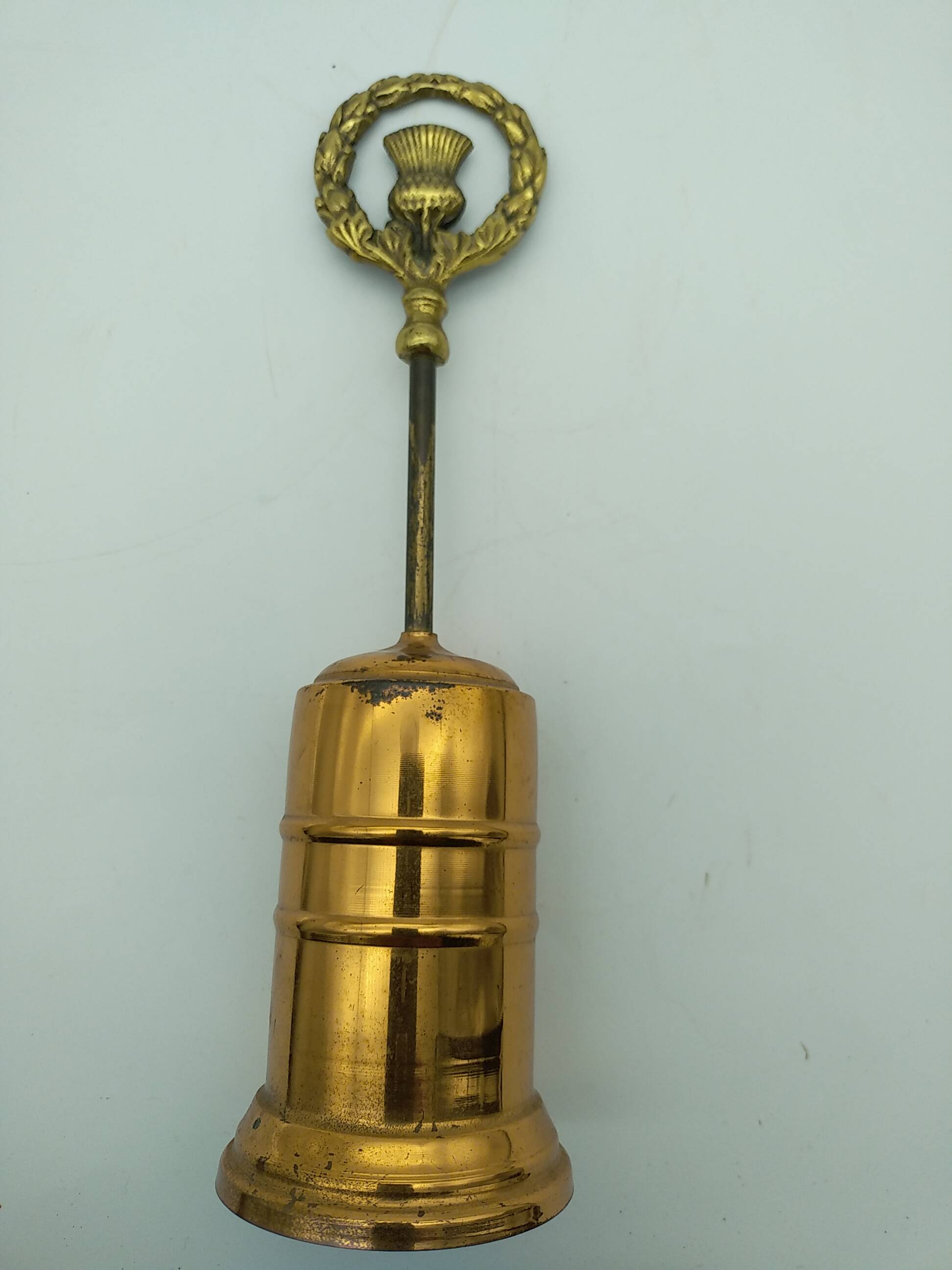 Brosse cheminée ou autre . Cuivre et laiton .