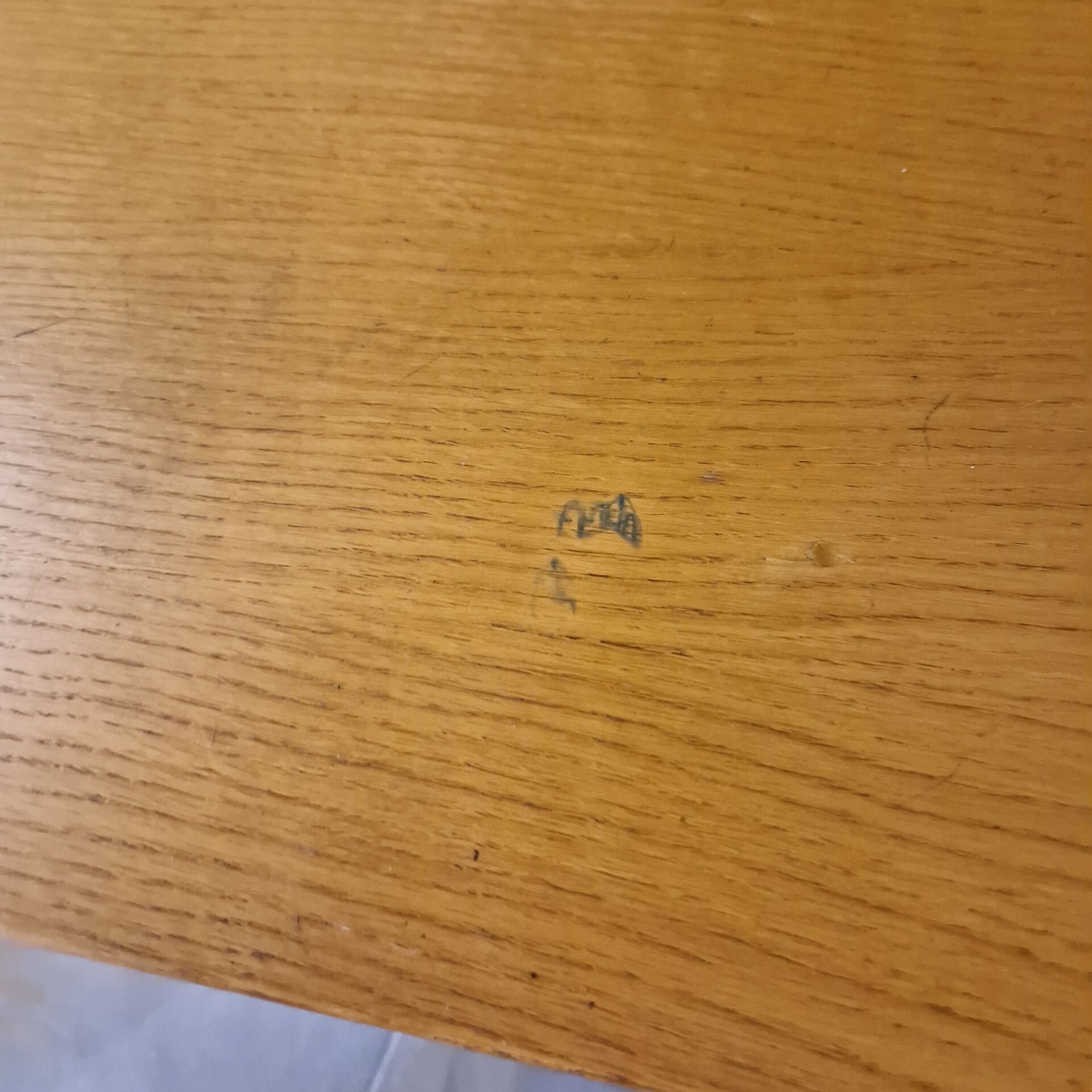 Scandinavian desk