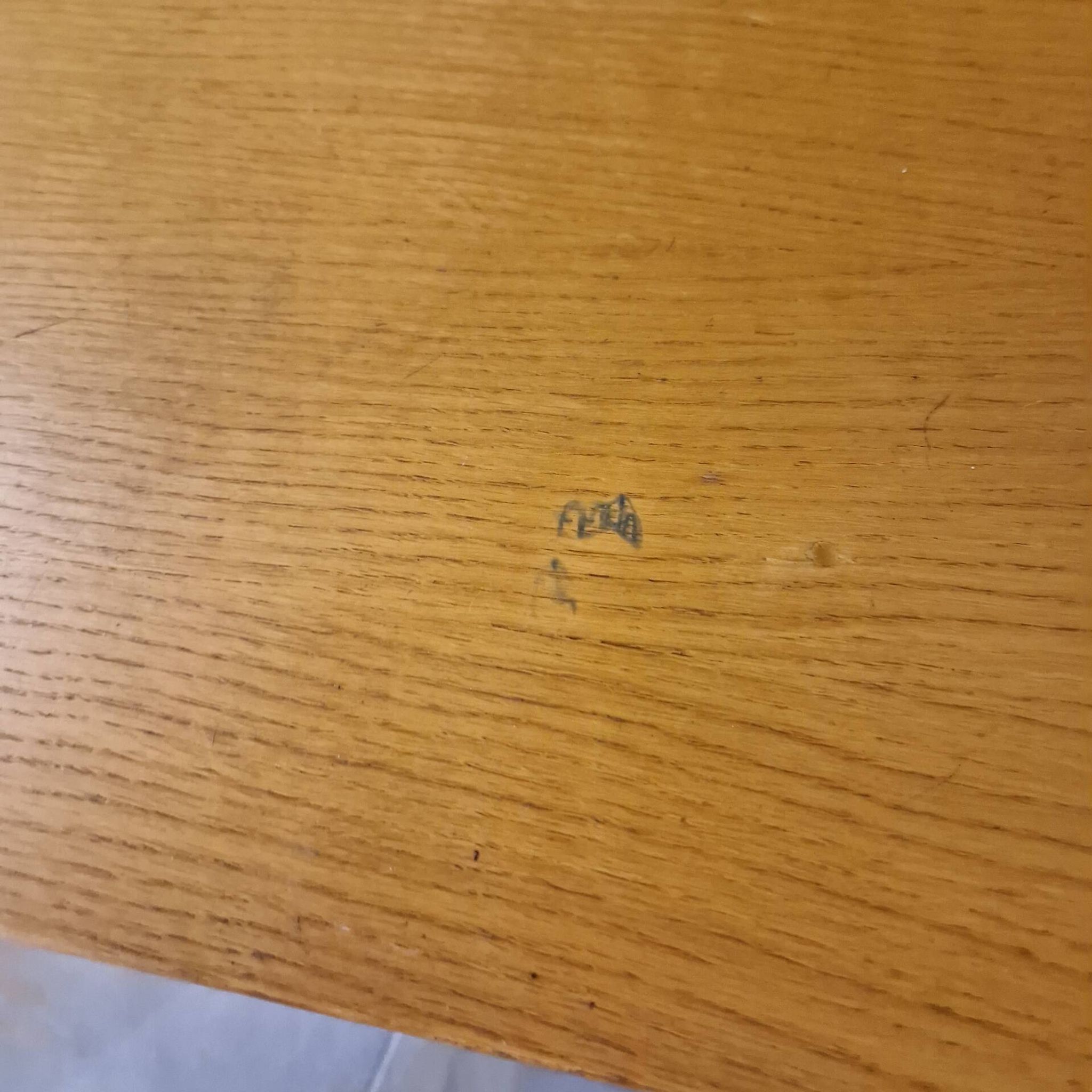 Scandinavian desk