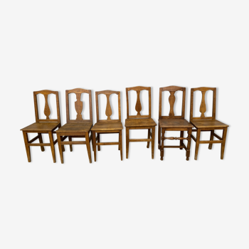 Lot of chairs