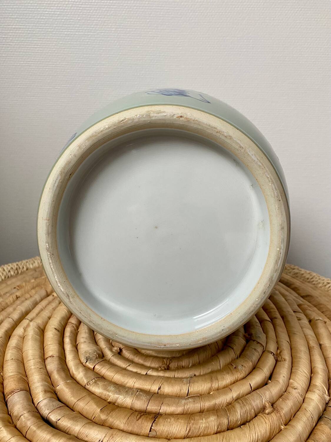 Baluster vase - China