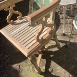 Fauteuil à entretoise en bois peint