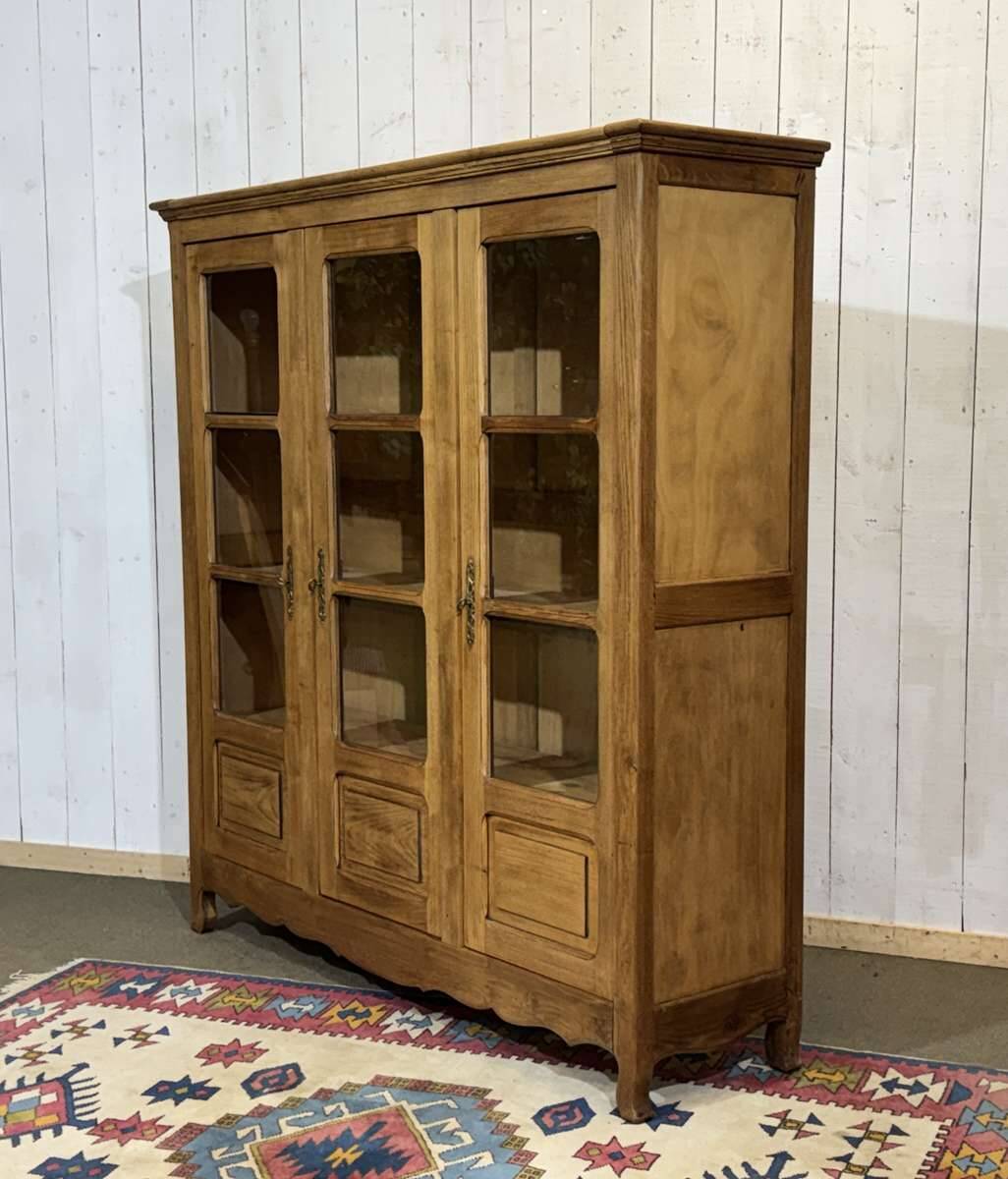 1950s school library in chestnut wood