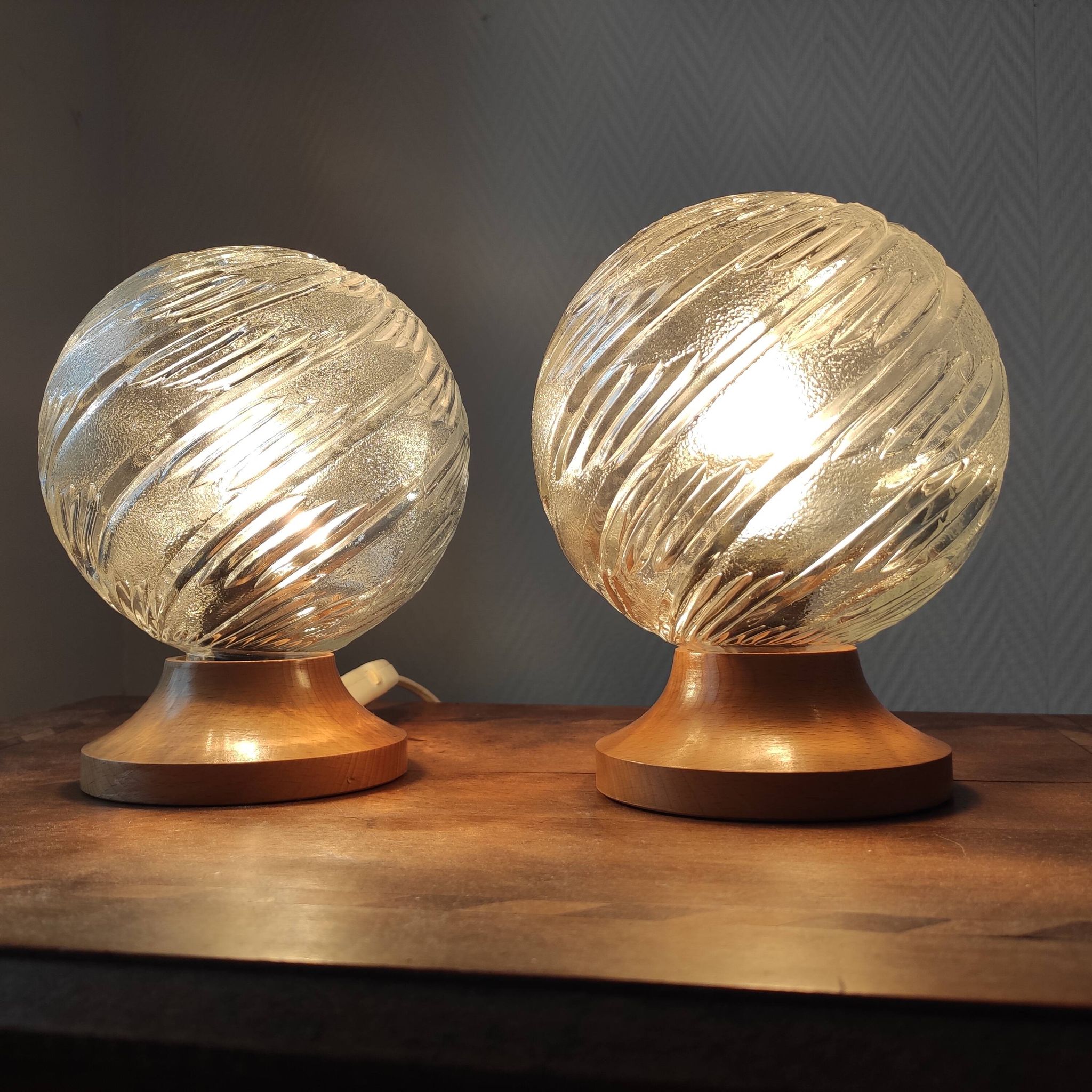 Pair of vintage 1990s globe lamps