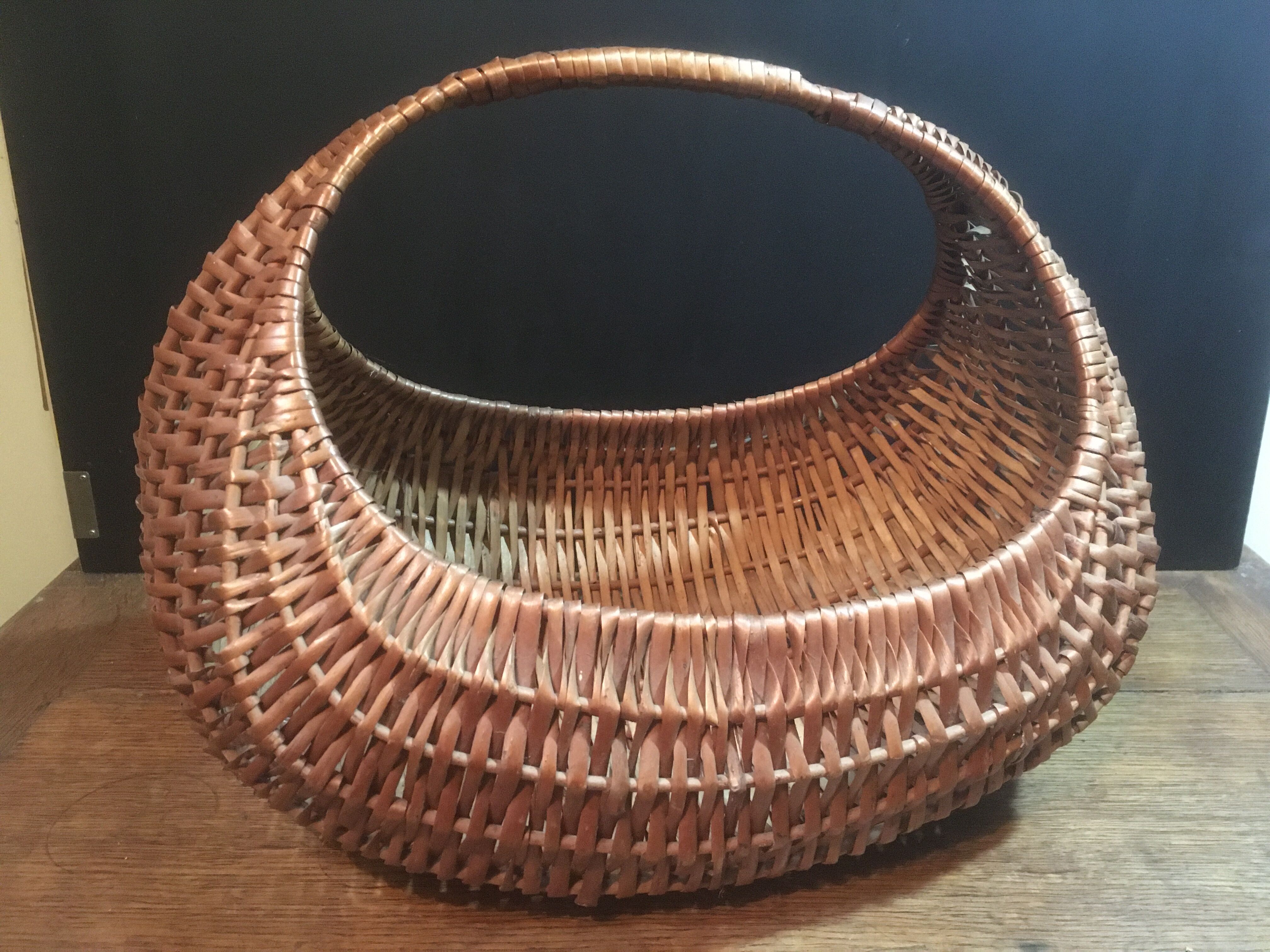 Wicker market basket