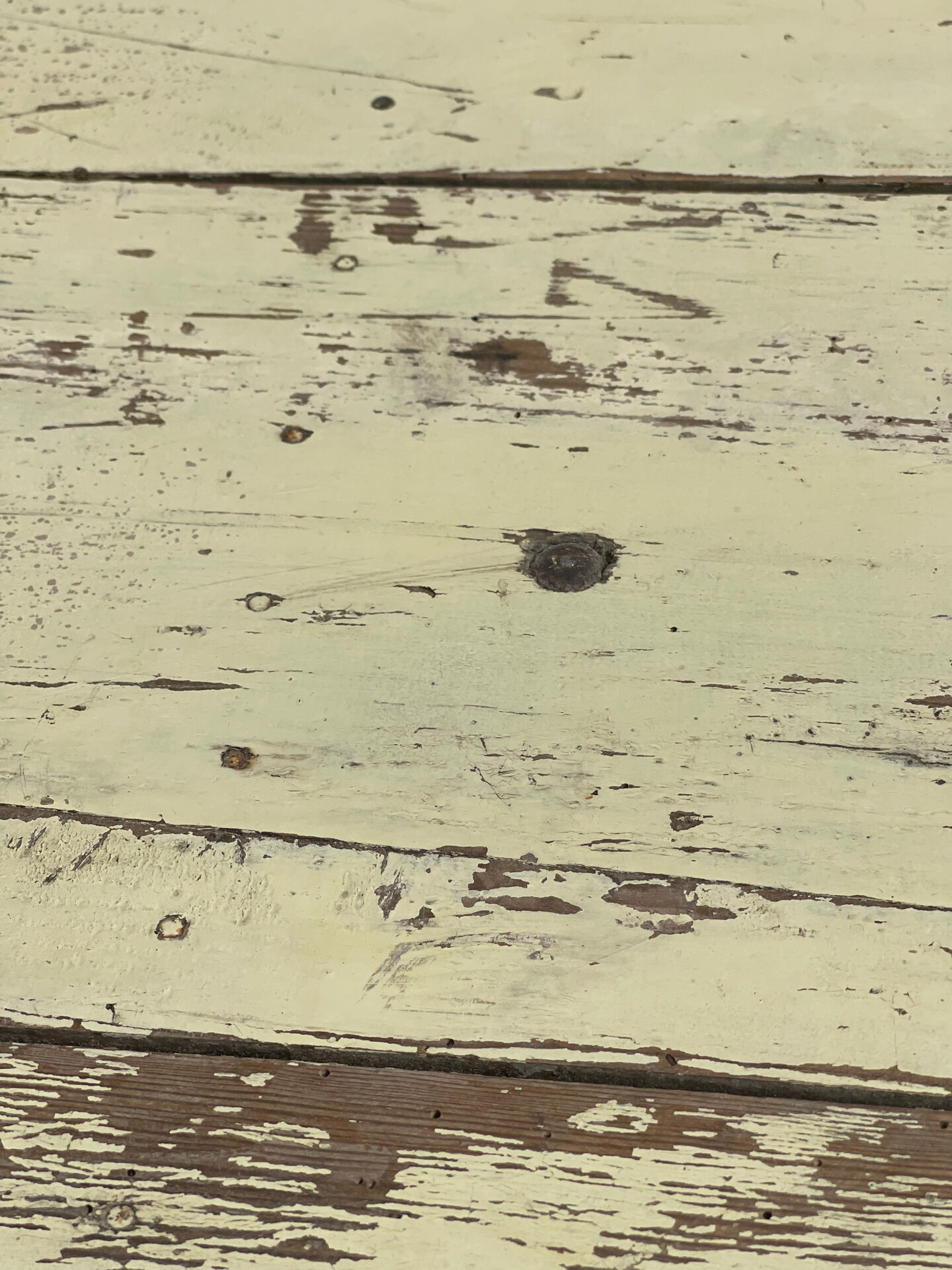 Guinguette table