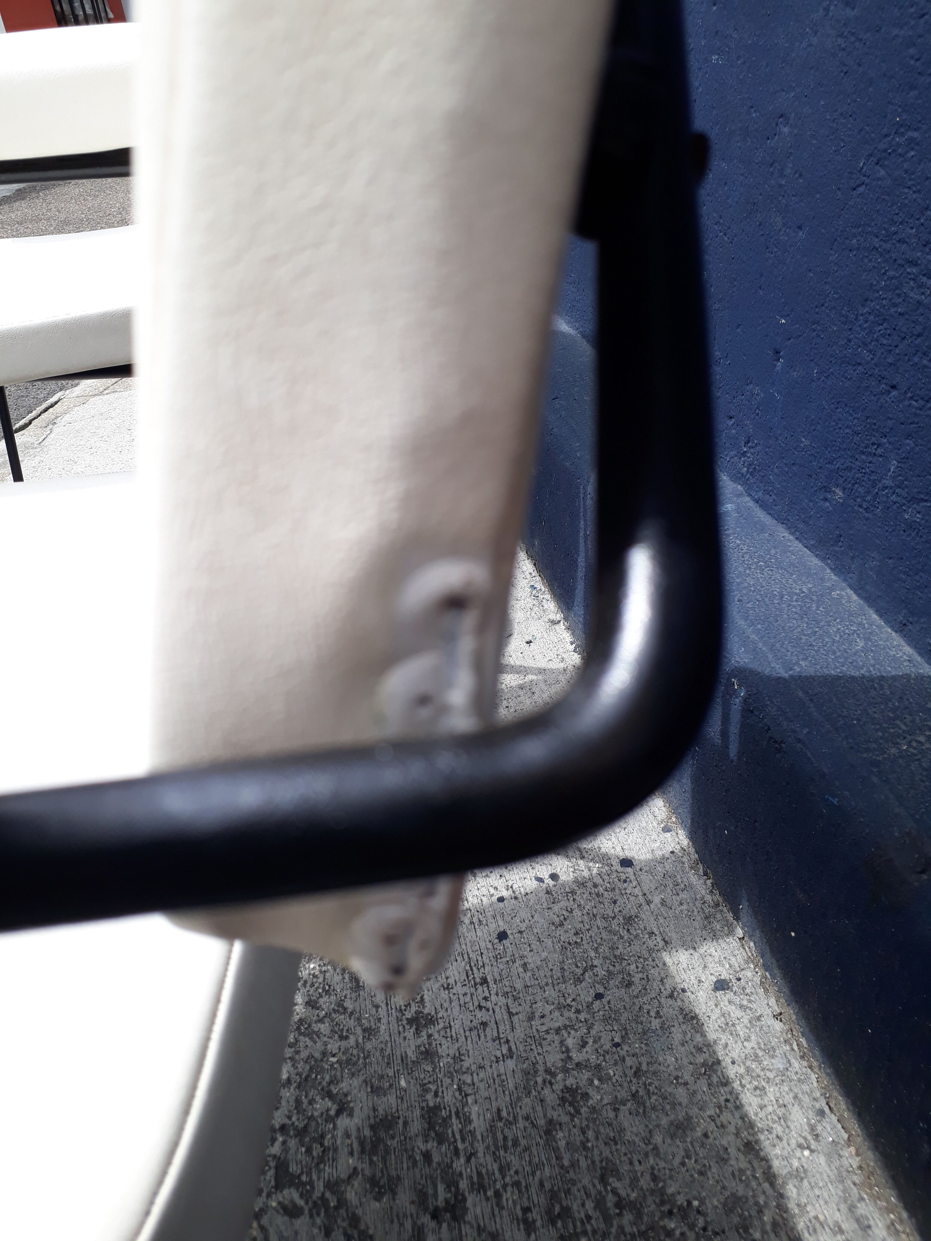 Pair of armchairs CM 197 by Pierre Paulin edited by Thonet in 1950