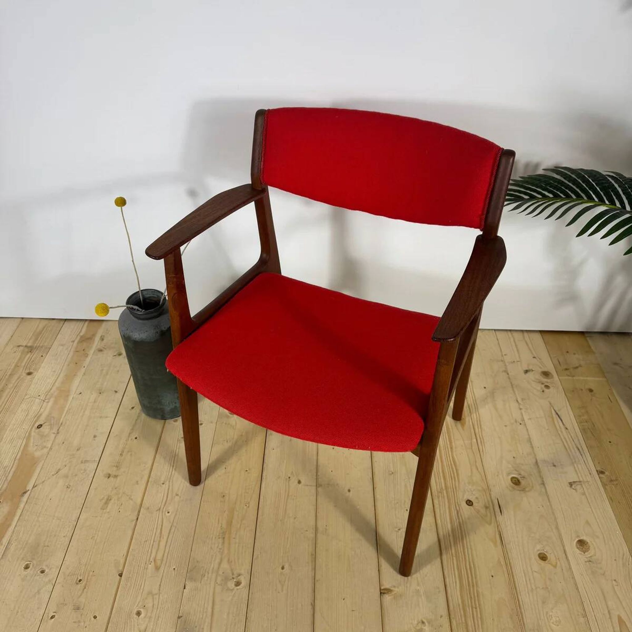 Fauteuil danois moderne des années 60 en teck – 1960