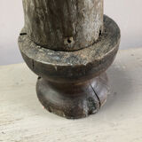 Wooden giraffe sculpture