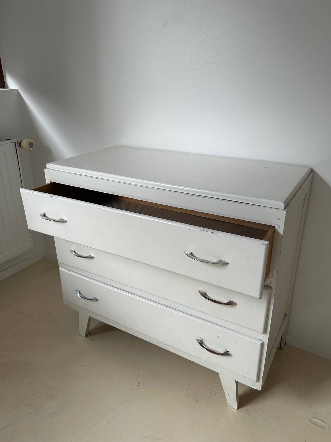 Vintage chest of drawers from the 50s