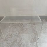 Invisible nesting tables from the swamp