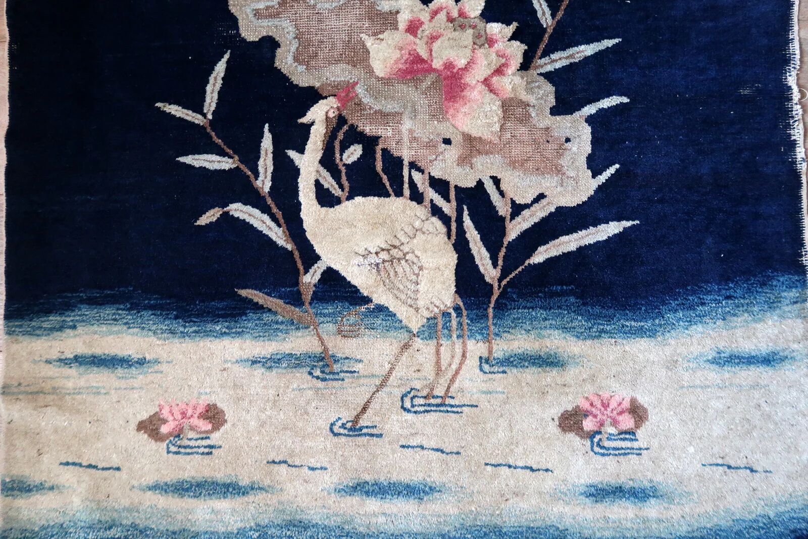 Antique 1890s Chinese Peking rug with crane design 95cm x 152cm