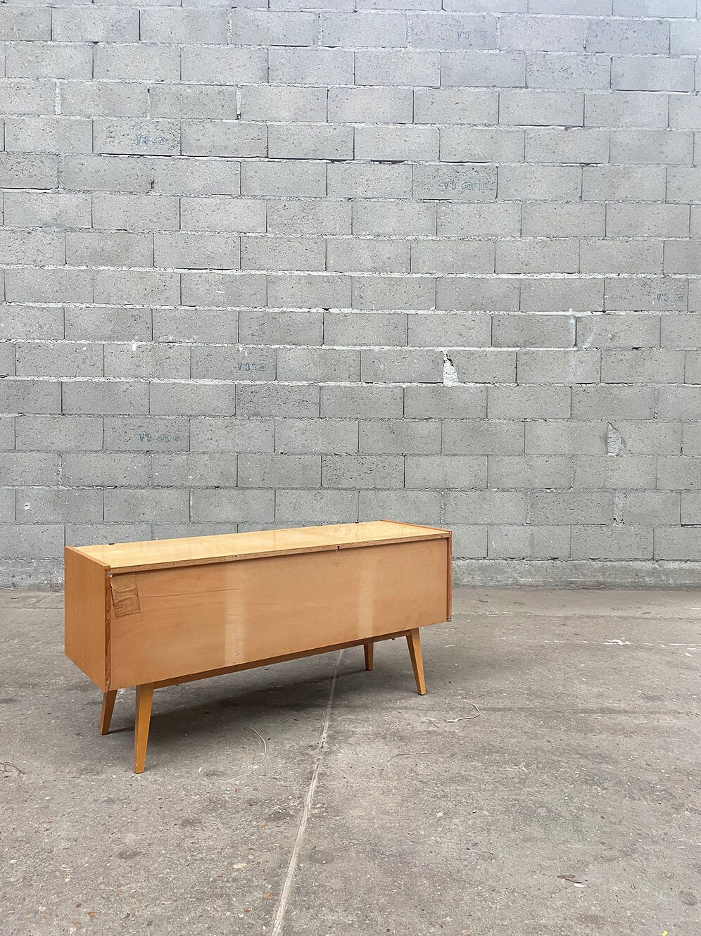 Sideboard TV unit