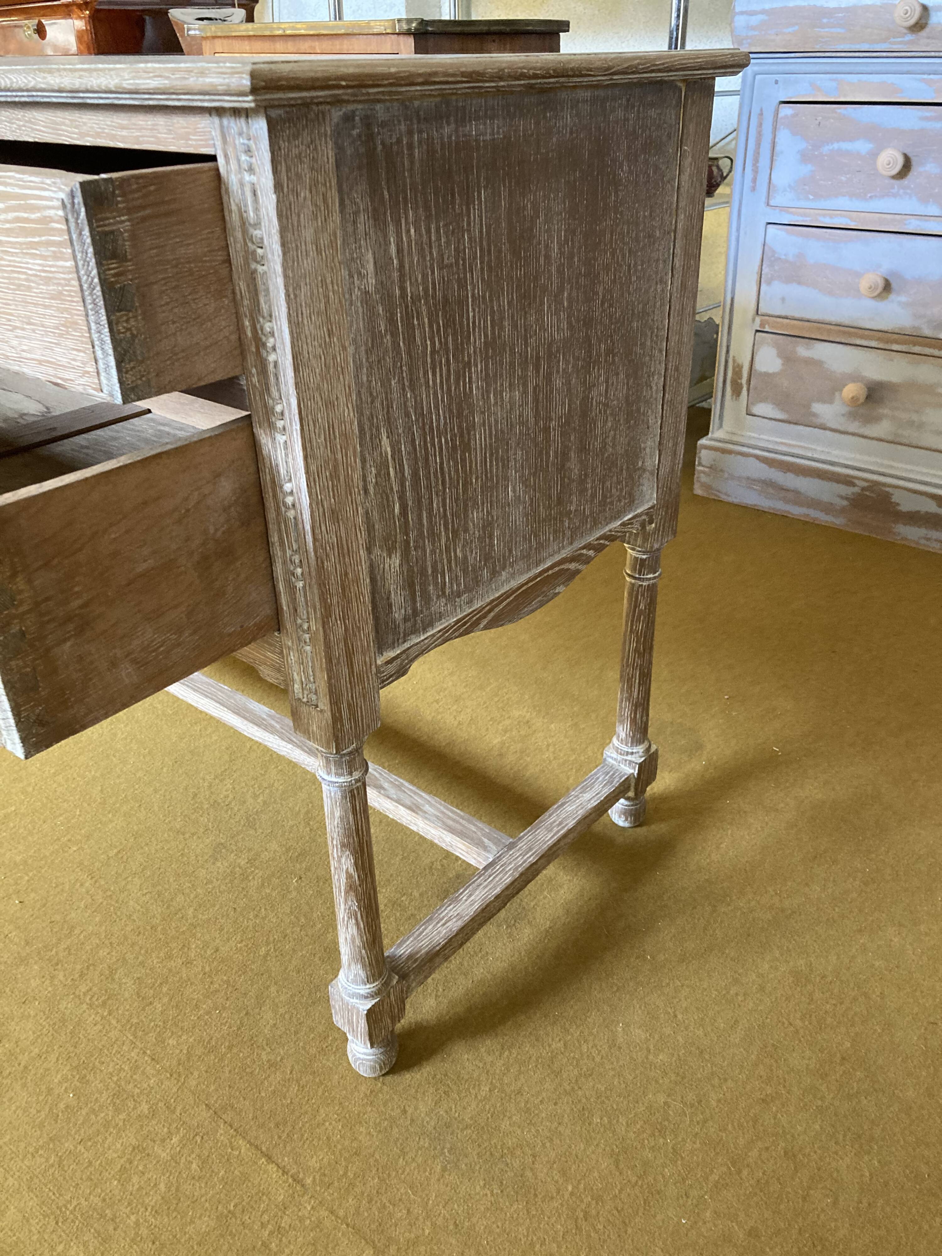 Louis XVI chest of drawers